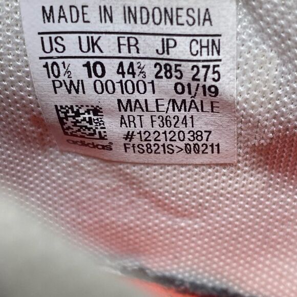 Men's adidas Quester Flow, Size 10.5 US - Color Cloud White/Core Black/Raw White - Picture 6 of 7